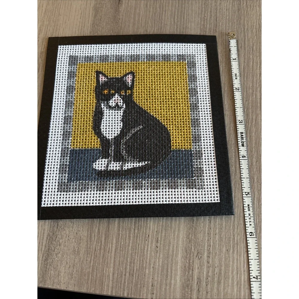 Black‎ White Tuxedo Cat Handmade cross stitch Needlepoint  5.5